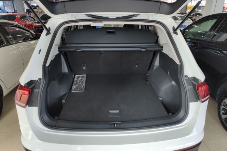 Used Volkswagen Tiguan L 2019 330TSI Automatic Two-Wheel Drive Luxury Edition China VI Standard