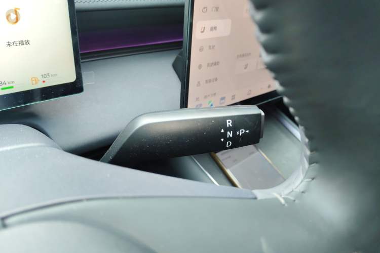 Used Nissan N6 2026 Model 180 Max Gear Lever