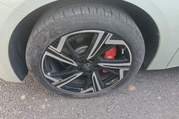 Used Hongqi EH7 2024 760 Pro+ Four-Wheel Drive Version
