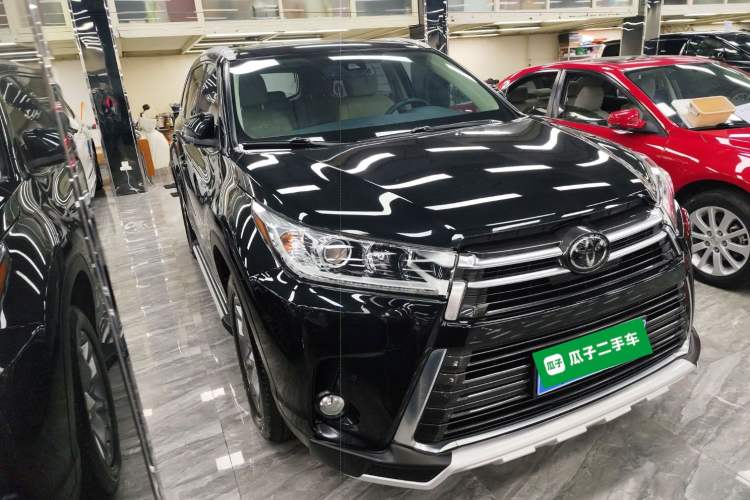 Used Toyota Highlander 2018 2.0T Four-Wheel Drive Prestige Version 7 Seats China VI Standard
