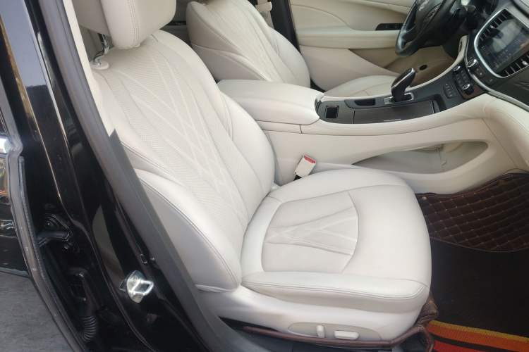 Used Buick LaCrosse 2022 Avenir Avia First Edition
