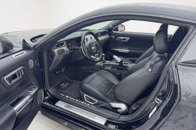 Used Ford Mustang 2019 2.3L EcoBoost
