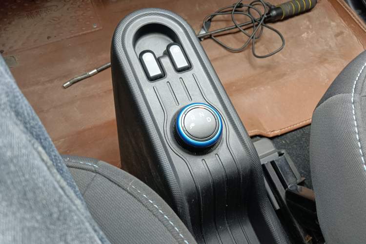 Used Wuling Hongguang MINIEV 2022 Zizai Version Lithium Iron Phosphate Gear Lever