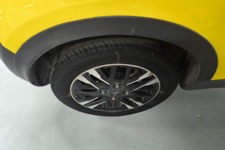 Used Chery New Energy Little Ant 2022 Revised Version Sweet Pink Edition Half-Sugar Version Lithium Iron Phosphate 30.7 kWh 30 kW 301 km