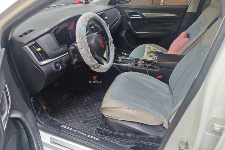 Used Roewe i6 2018 20T Automatic Internet ZhiZun Edition