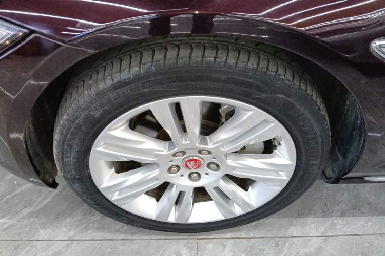 Used Jaguar XFL 2018 XFL 2.0T 250 PS Luxury Edition