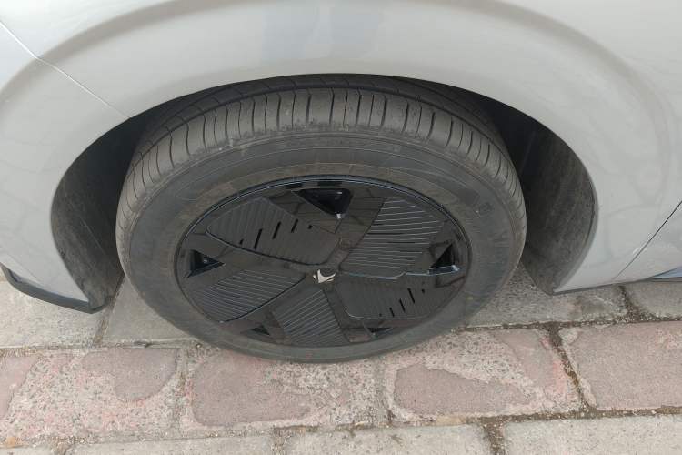 Used ARCFOX T1 2025 Model 425 PRO