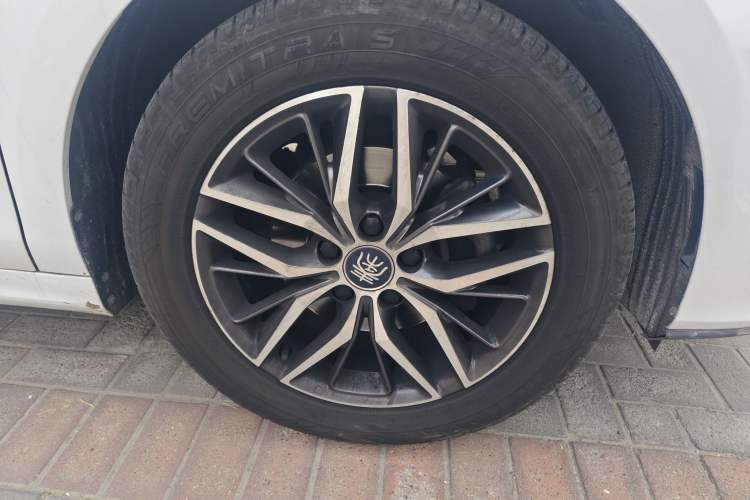 Used BYD Qin Pro New Energy 2019 EV Super Edition High-Power Long-Range Smart-Connected Cutting-Edge Model
