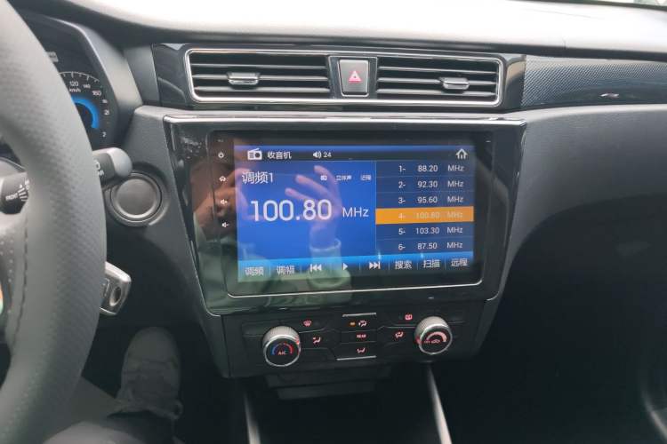 Used Dongfeng Fengon 580 2021 Revised ☆ Star Edition 1.8L Manual Elite Version
