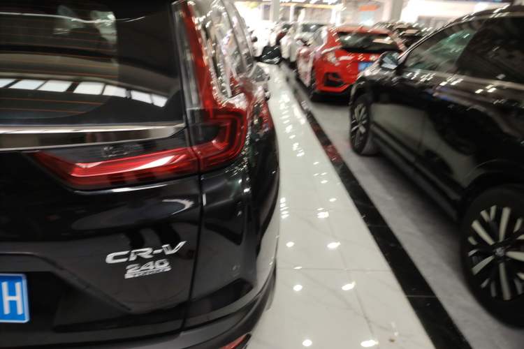 Used Honda CR-V 2021 240TURBO CVT 2WD Comfort Version Right Rear Taillight