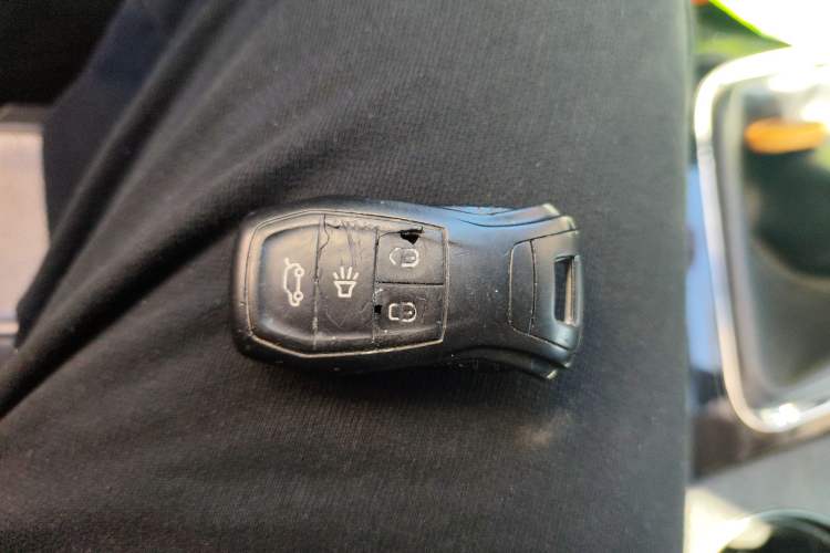 Used Soueast DX7 2017 1.5T Manual Triumph Edition