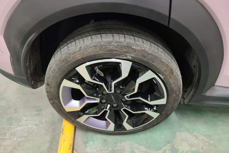 Used Lynk & Co 06 EM-P 2025 EM-P 126 Long-Range Halo
