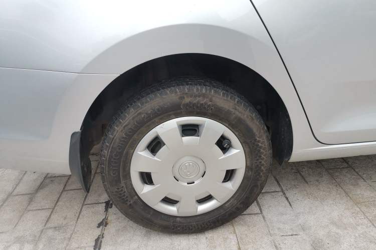 Used Skoda Rapid 2018 1.6L Manual Standard Edition Exterior 8