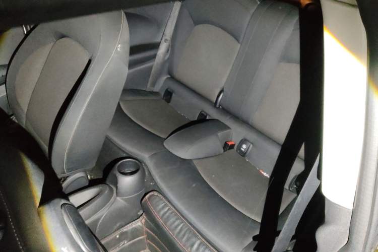 Used MINI 2014 1.5T COOPER Fun Left Rear Seat