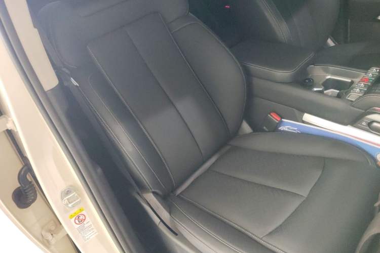 Used Formula Leopard Titanium 3 2025 501KM All-Wheel Drive Intelligent Driving Ultra Version