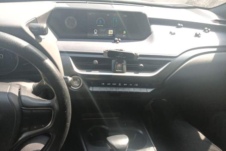 Used Lexus UX 2020 200 Special Edition
