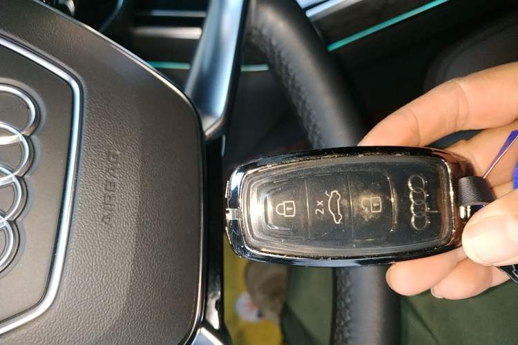 Used Audi A8 2022 A8L 50 TFSI quattro Comfort Edition Collector's Model
