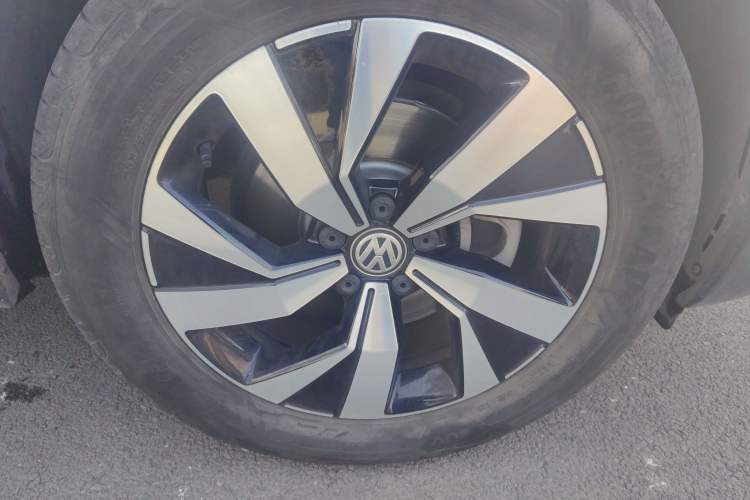 Used Volkswagen Tayron 2021 330TSI Two-Wheel Drive Luxury Smart Connectivity Version
