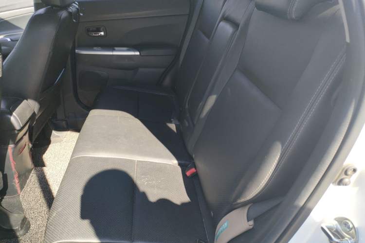 Used Mitsubishi ASX 2013 2.0L CVT Two-Wheel Drive Luxury Edition
