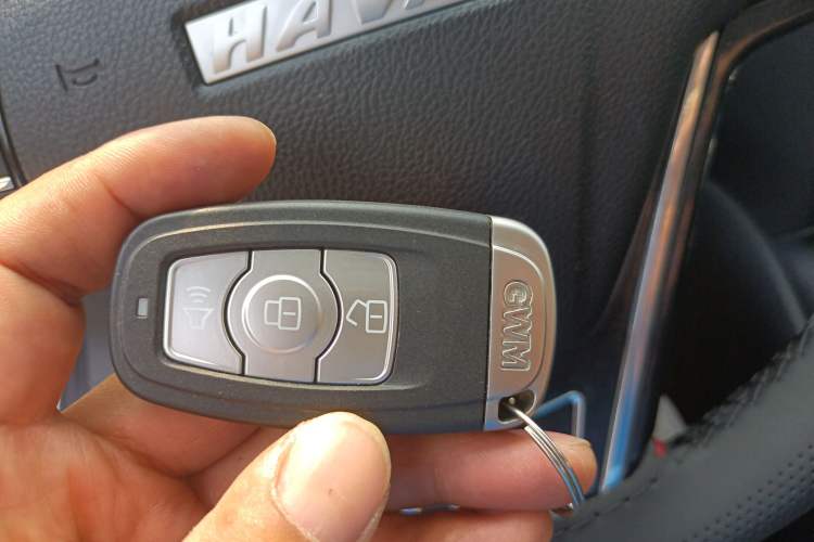 Used Haval H6 2016 Upgraded Model 1.5T Automatic Two-Wheel Drive Elite Version Vehicle Key