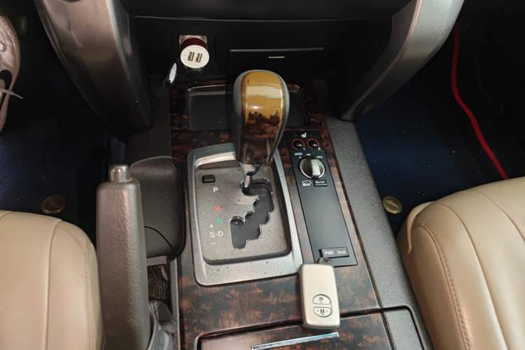 Used Toyota Land Cruiser 2010 4.7L Automatic VX