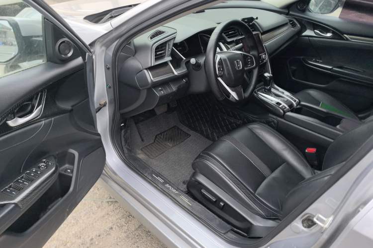 Used Honda Civic 2019 220TURBO CVT Power Edition China VI Emission Standard
