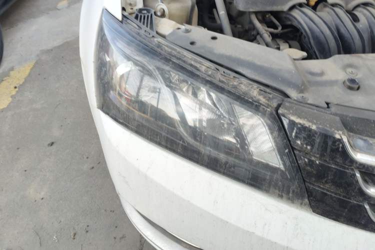 Used Geely Auto Emgrand 2016 Sedan 1.5L Manual Upward Edition