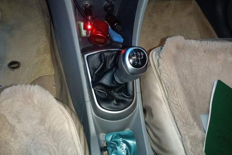 Used Hyundai Verna (older generation) 2014 1.4L Manual Smart GLS Trim