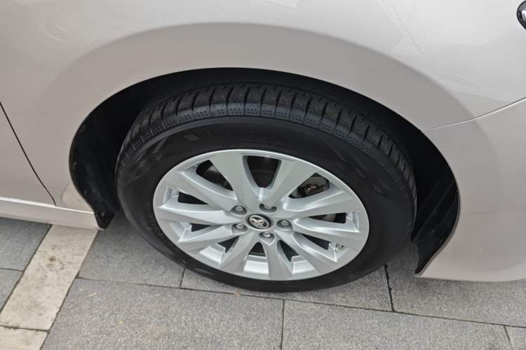 Used Toyota Camry 2019 Revised Version 2.0G Luxury Edition
