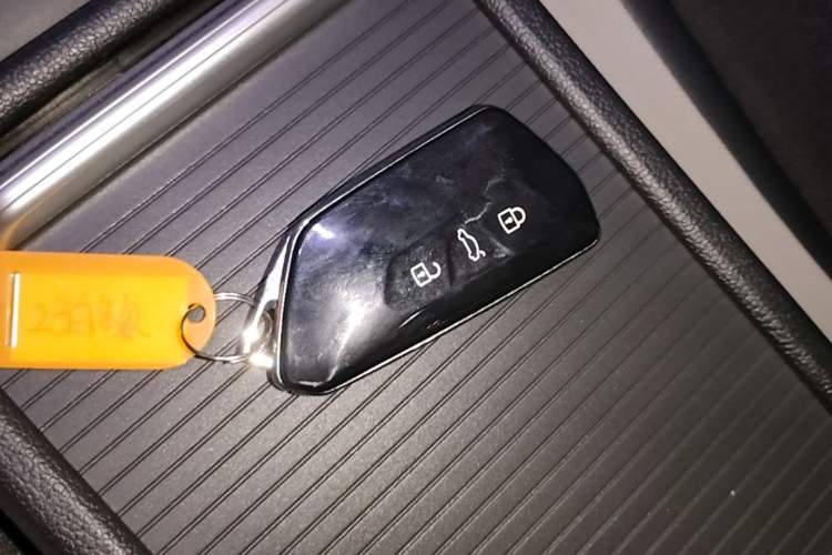 Used Volkswagen Golf 2023 280TSI DSG Pro Vehicle Key