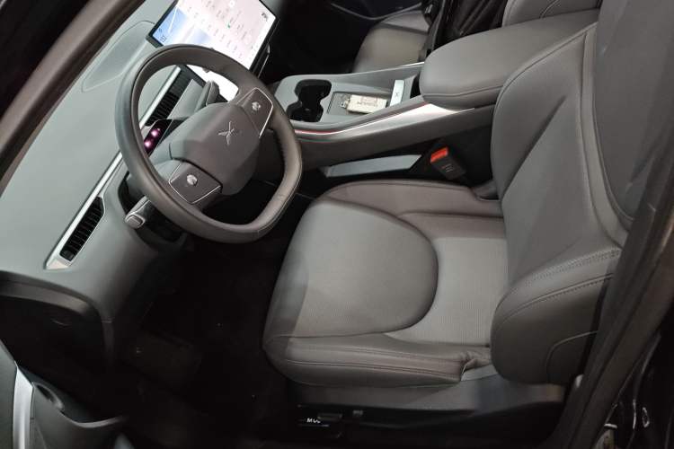 Used XPeng MONA M03 2024 620 with Ultra-Long Range
