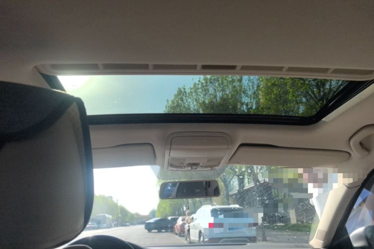 Used Volkswagen Sagitar 2014 1.6L Automatic Comfort Model Headliner