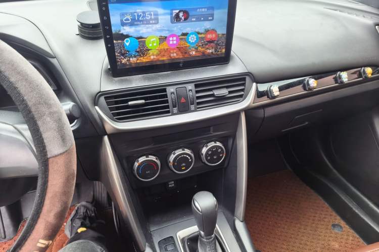 Used Mazda CX-4 2016 2.0L Automatic 2WD Blue Sky Dynamic Edition Audio And AC Panel