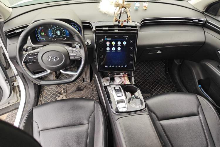 Used Hyundai Tucson 2021 Tucson L 1.5T DCT GLX Elite Edition Interior 2