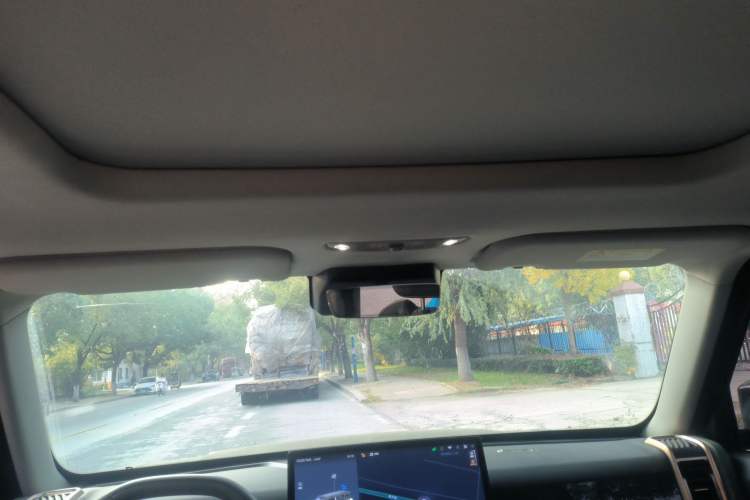 Used iCAR 03 2024 501km Four-wheel Drive Long-range Intelligent Driving Edition