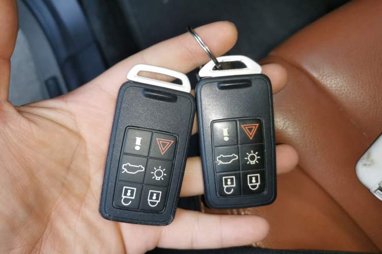 Used Volvo V60 2016 T5 Zhiya Edition Vehicle Key