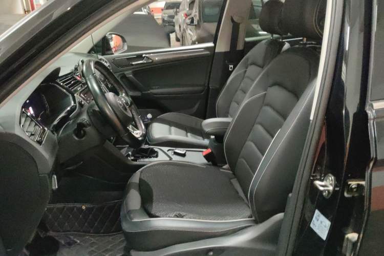 Used Volkswagen Tiguan L 2021 330TSI Automatic Two-Wheel Drive R-Line Flagship Edition