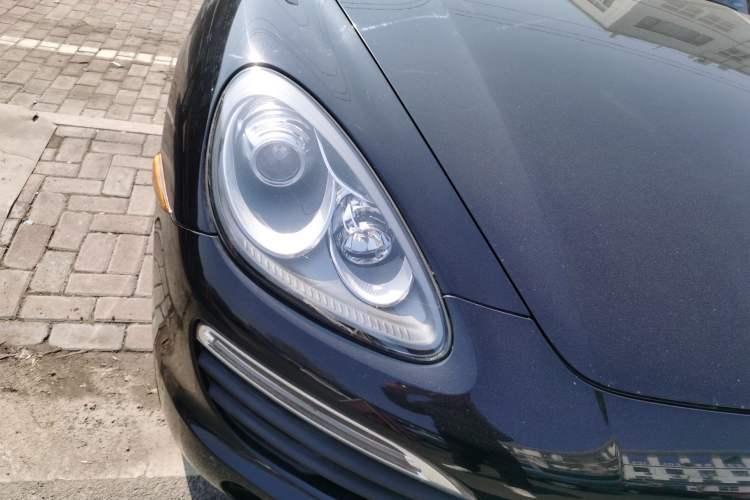 Used Porsche Cayenne 
