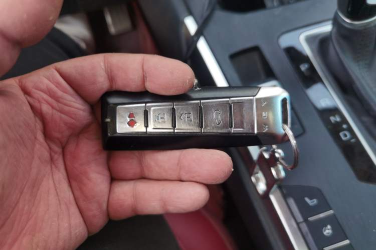 Used Wey VV5 2017 2.0T Flagship Edition
