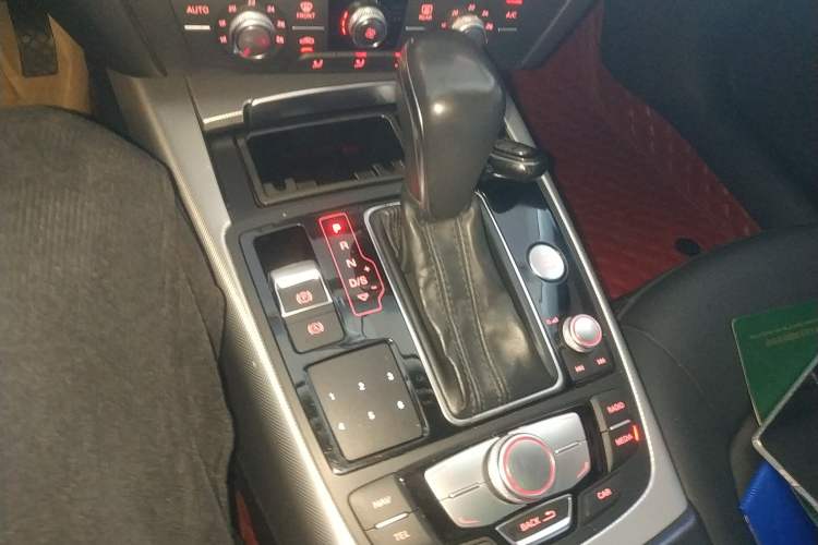 Used Audi A6L 2018 35 TFSI Collector's Edition Gear Lever