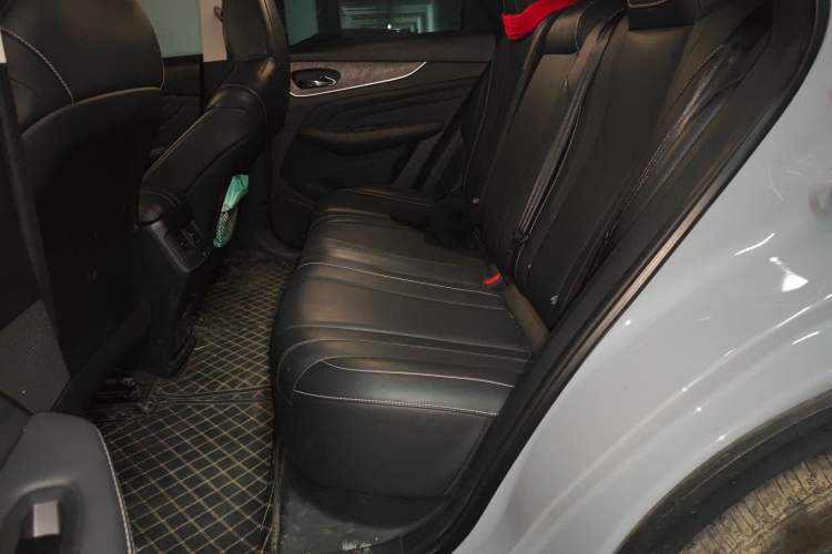 Used Venucia V 2021 260T Idol Edition