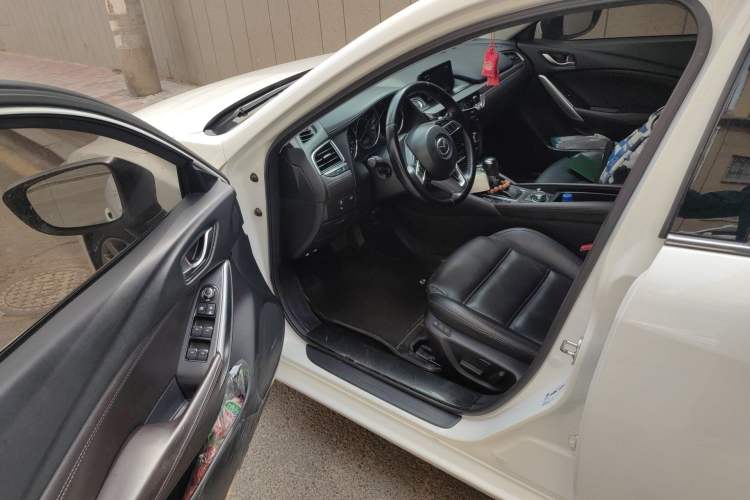 Used Mazda Atenza 2017 2.5L Blue Sky Prestige Edition Driver Seat