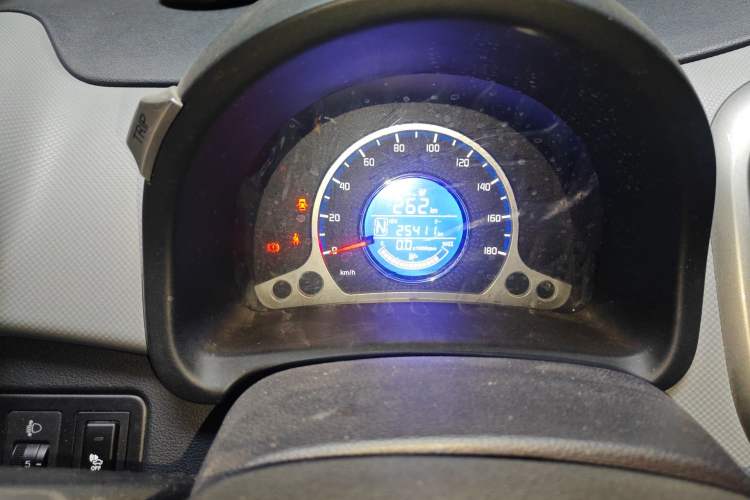 Used CHANGAN Benni E-Star 2021 National Edition Xin Yue Version Lithium Iron Phosphate (31.18 kWh) Odometer Close Up