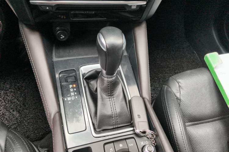 Used Mazda Atenza 2017 2.0L Blue Sky Luxury Edition
