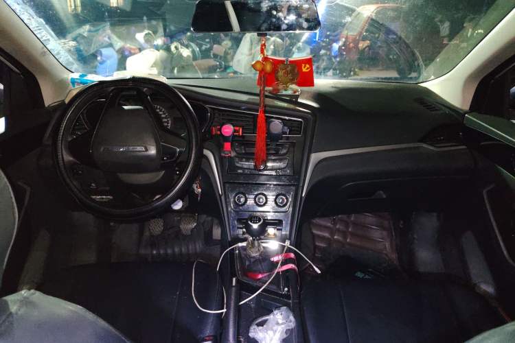 Used Venucia D60 2019 1.6L Entry Manual Fashion Edition