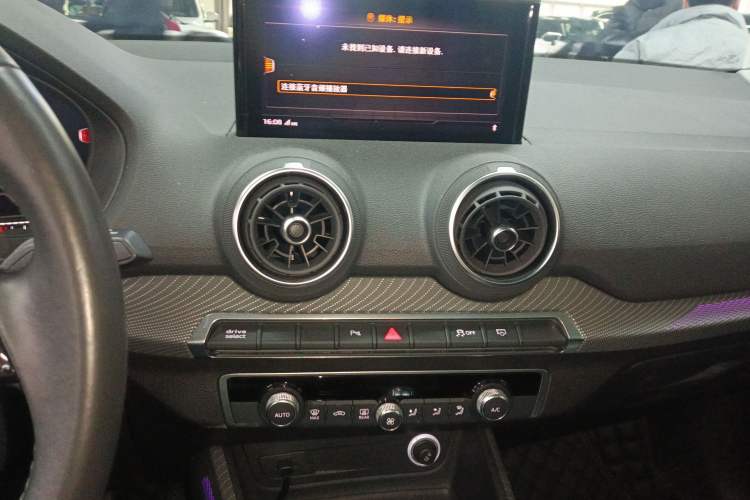 Used Audi Q2L e-tron 2019 Q2L e-tron Pure Electric Smart Style
