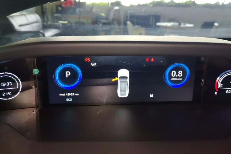 Used CHANGAN UNI-V 2023 1.5T Sport Edition Instrument Cluster