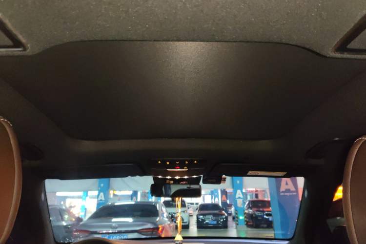 Used Mercedes-Benz GLC 2021 GLC 300 L 4MATIC Dynamic Model