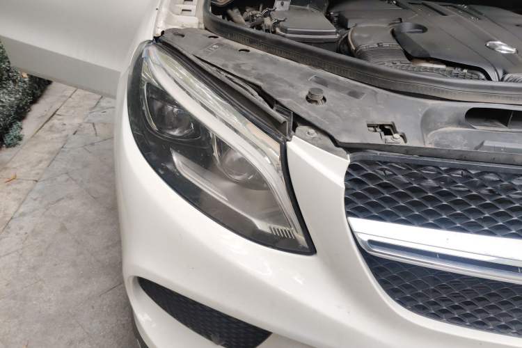 Used Mercedes-Benz GLE Coupe 2018 GLE 320 4MATIC Coupe SUV Right Front Headlight