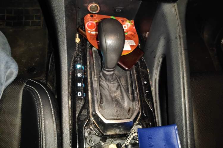 Used JMC Yusheng S350 2016 2.0T Automatic All-Wheel Drive Gasoline Ultra-Luxury 5-Seater